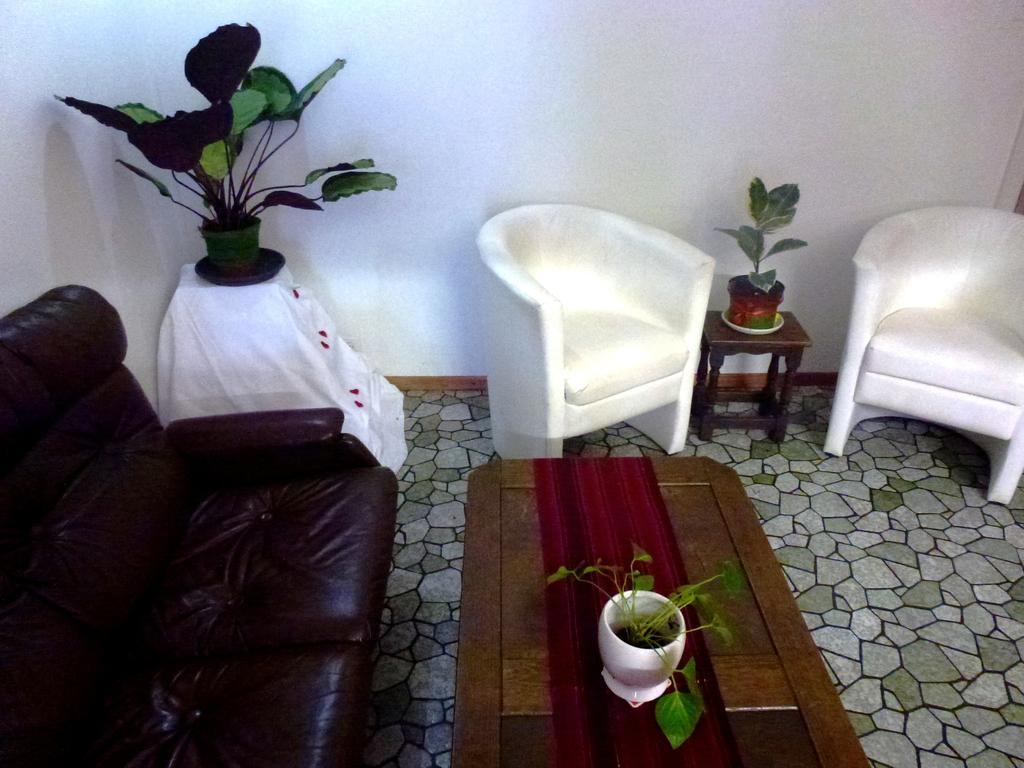 Hotel Bahnhof Entrelagos